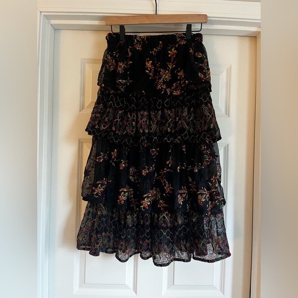 Anthropologie Dresses & Skirts - Anthropologie Black Floral Midi Skirt